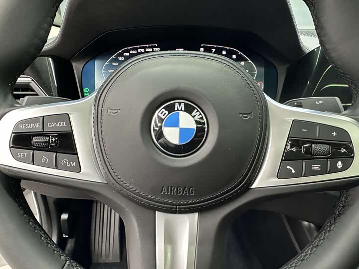 Фото 13 - BMW 3 Series