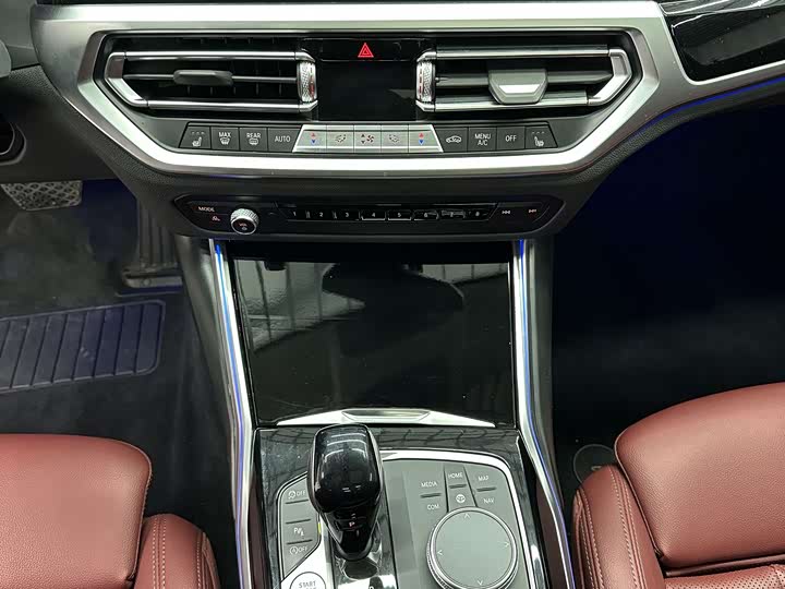 Фото 14 - BMW 3 Series