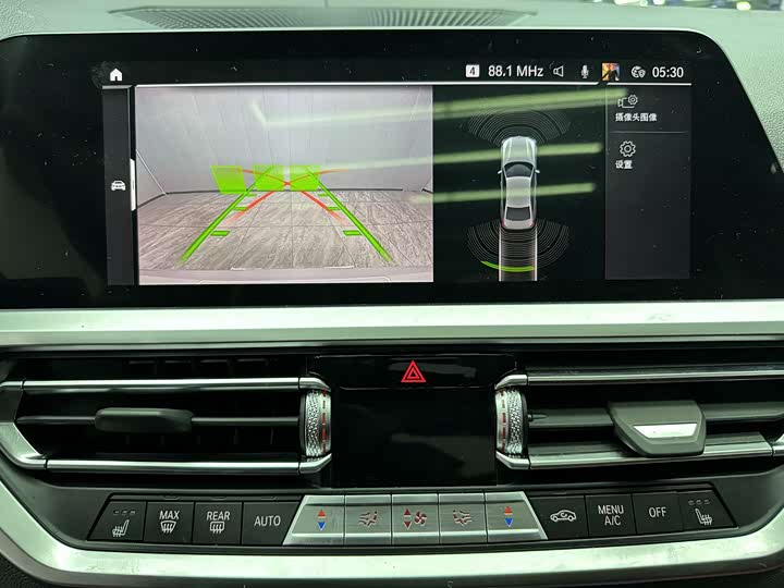 Фото 15 - BMW 3 Series