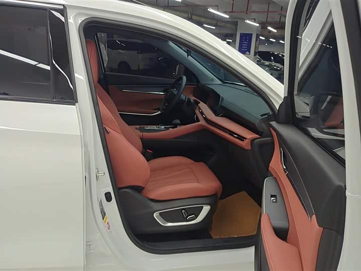 Фото 7 - Changan CS75 Plus