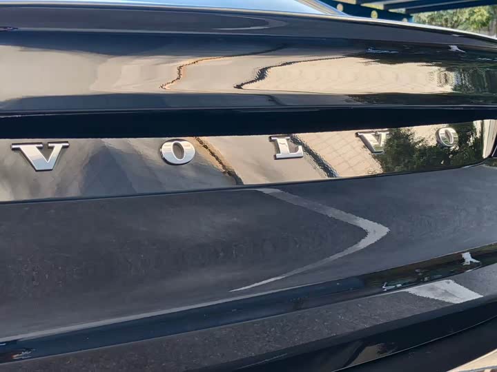 Фото 17 - Volvo S90