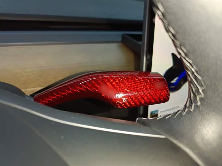 Фото 6 - Tesla Model 3