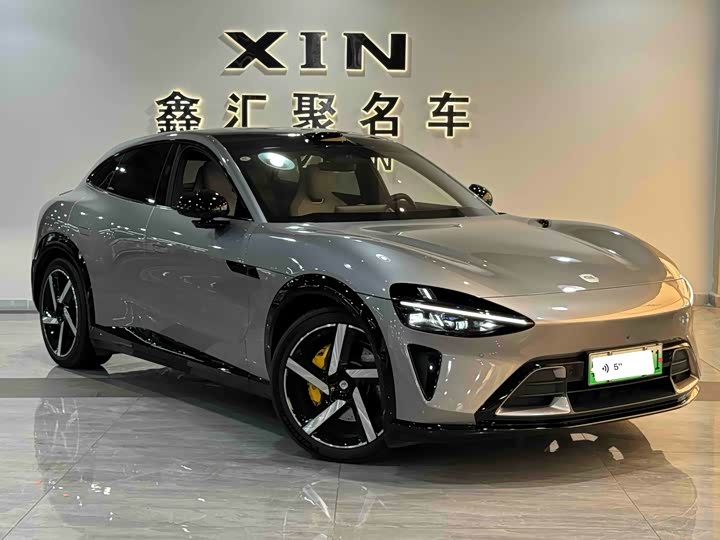 Фото 1 - Xiaomi YU7