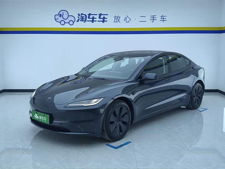 Фото 1 - Tesla Model 3