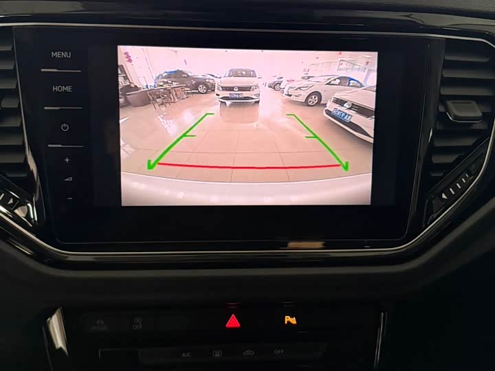 Фото 16 - Volkswagen T-Roc