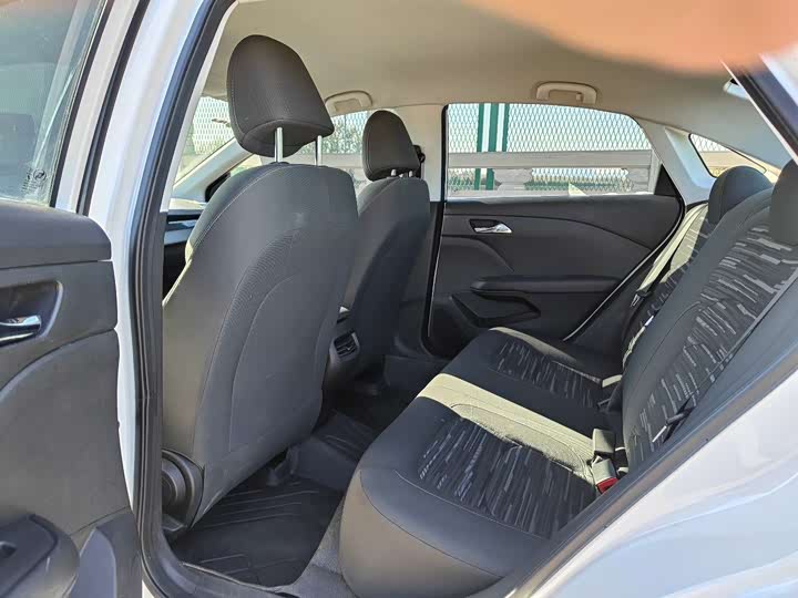 Фото 8 - Chevrolet Monza