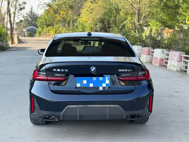 Фото 9 - BMW 3 Series