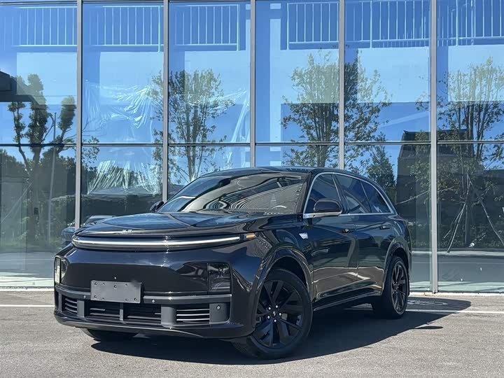 Фото 1 - LiXiang L7