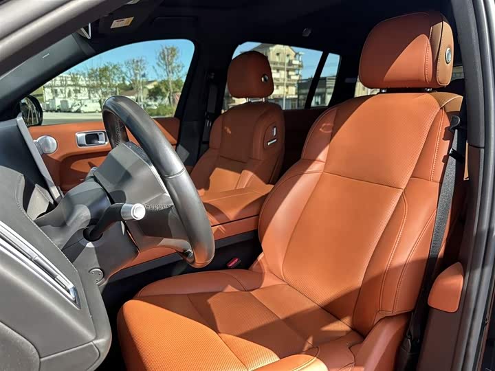 Фото 15 - LiXiang L7