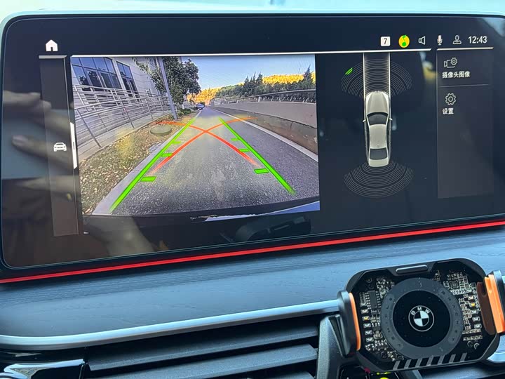 Фото 18 - BMW 5 Series