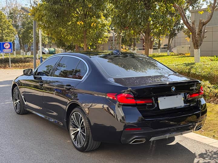 Фото 4 - BMW 5 Series