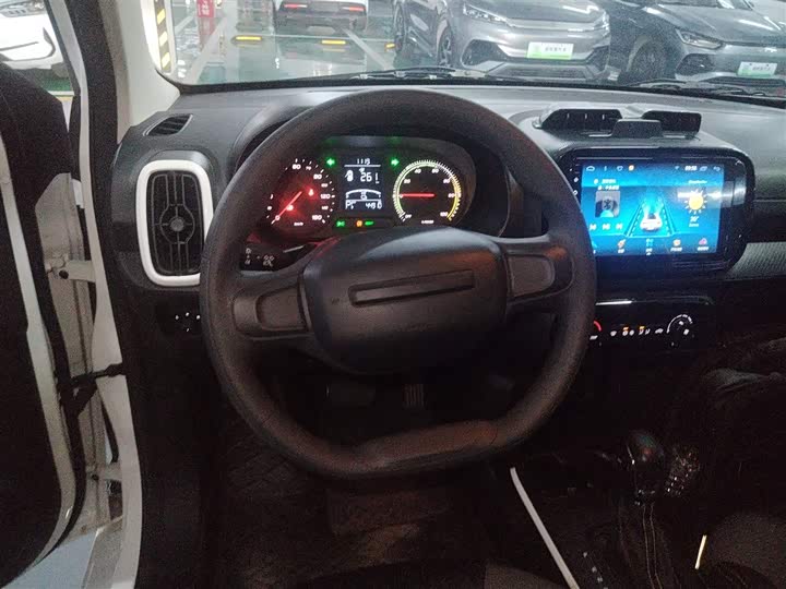 Фото 11 - Roewe Clever