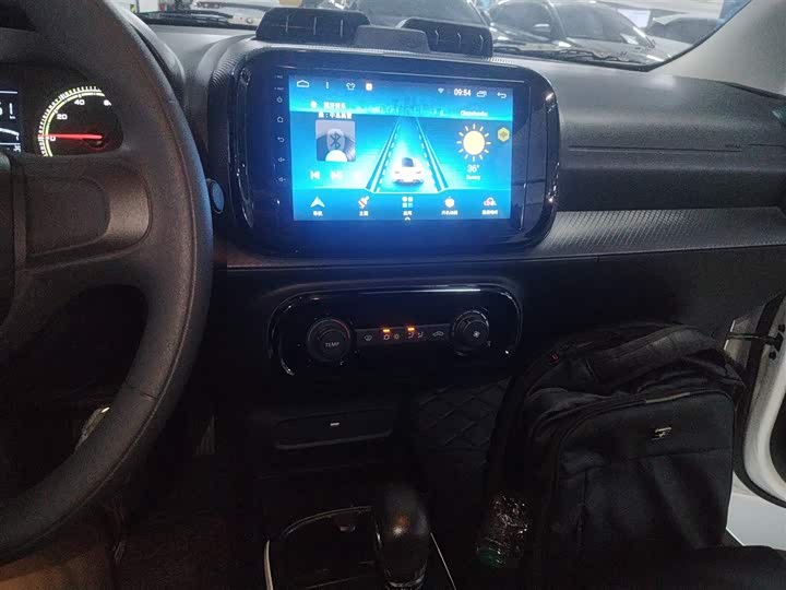 Фото 13 - Roewe Clever