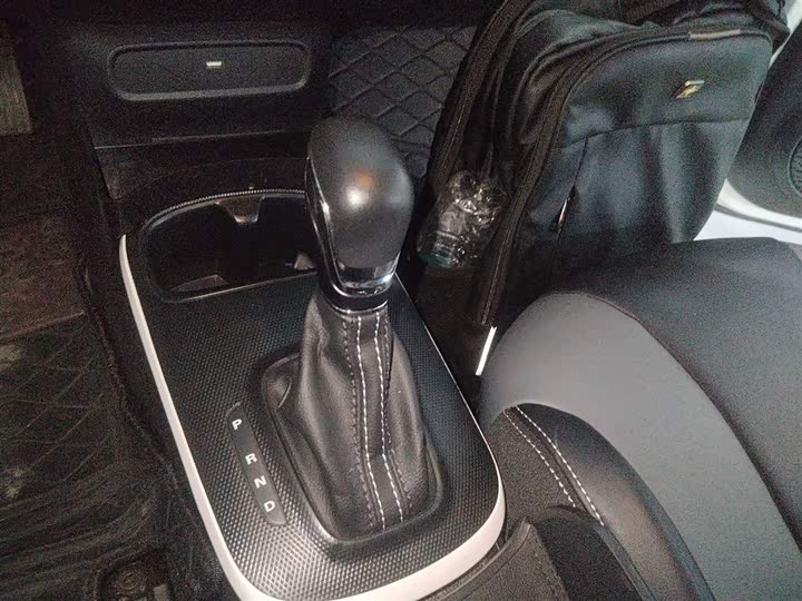 Фото 14 - Roewe Clever