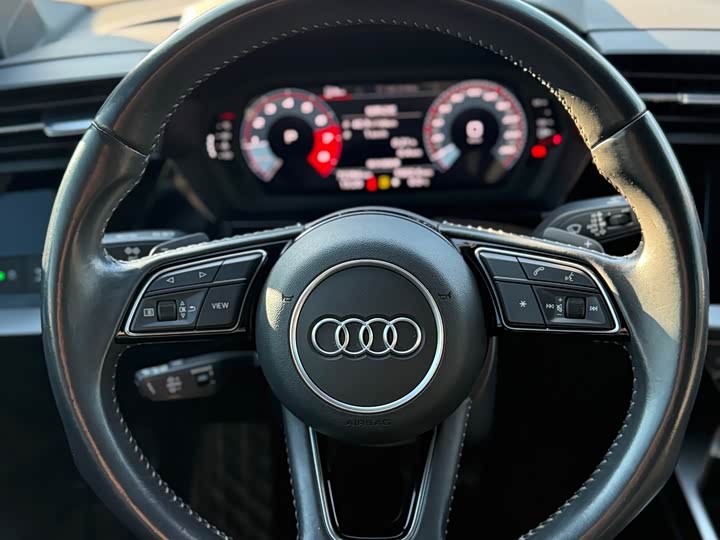 Фото 22 - Audi A3