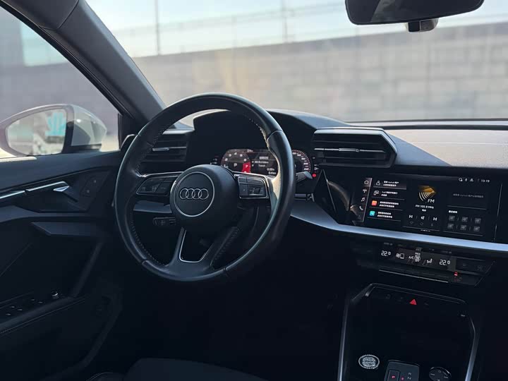 Фото 23 - Audi A3
