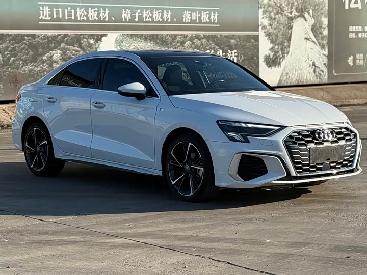 Фото 32 - Audi A3