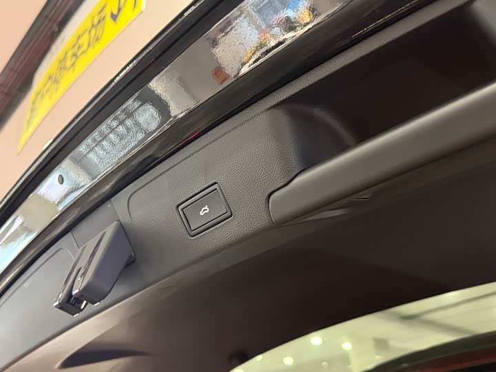 Фото 19 - Volkswagen Teramont X