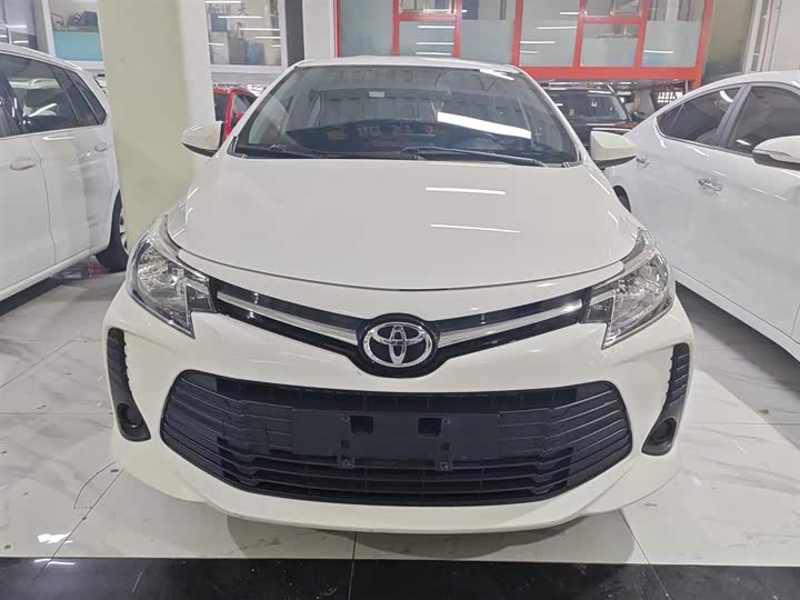 Фото 3 - Toyota Vios