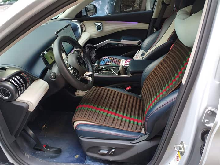 Фото 15 - BYD Yuan Plus