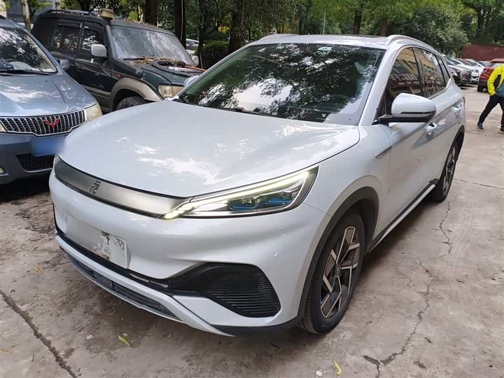 Фото 2 - BYD Yuan Plus