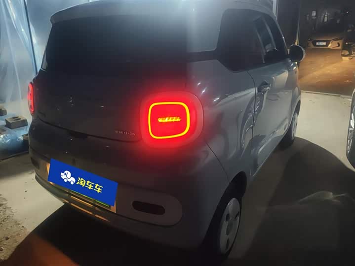 Фото 3 - Bestune Pony