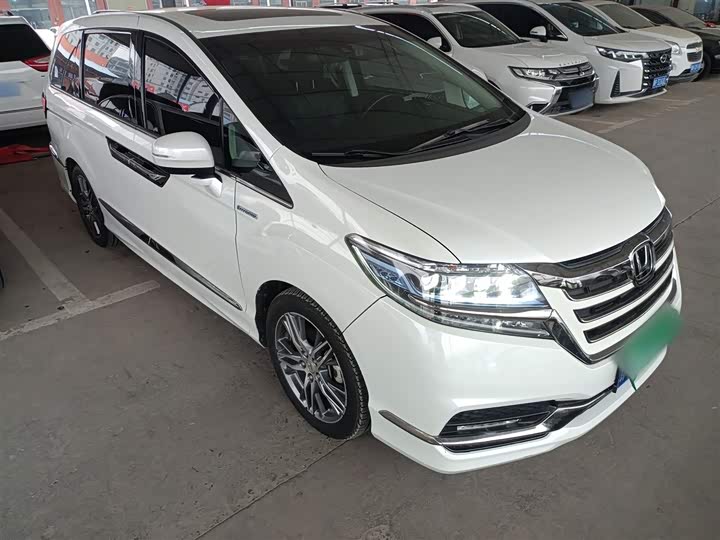 Фото 4 - Honda Elysion