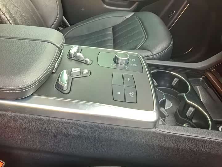 Фото 12 - BAIC Beijing BJ90