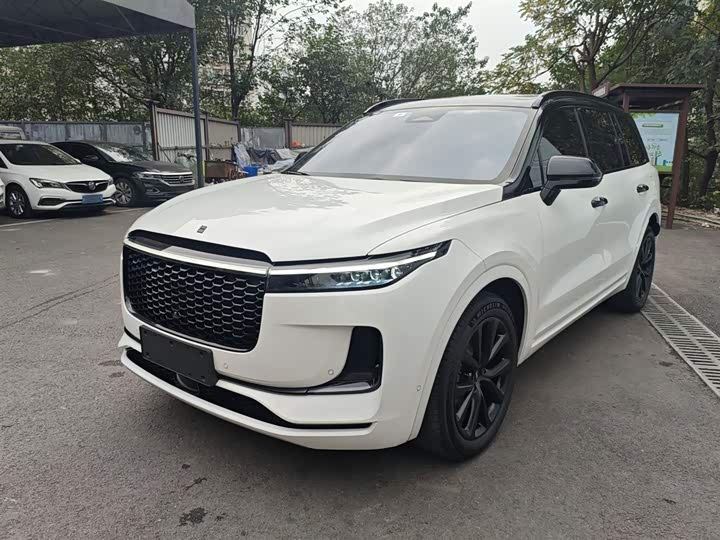 Фото 1 - LiXiang One