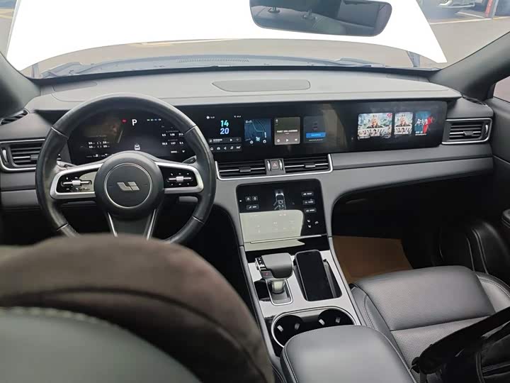 Фото 10 - LiXiang One