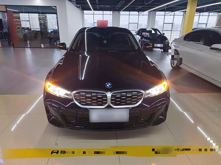 Фото 3 - BMW 3 Series