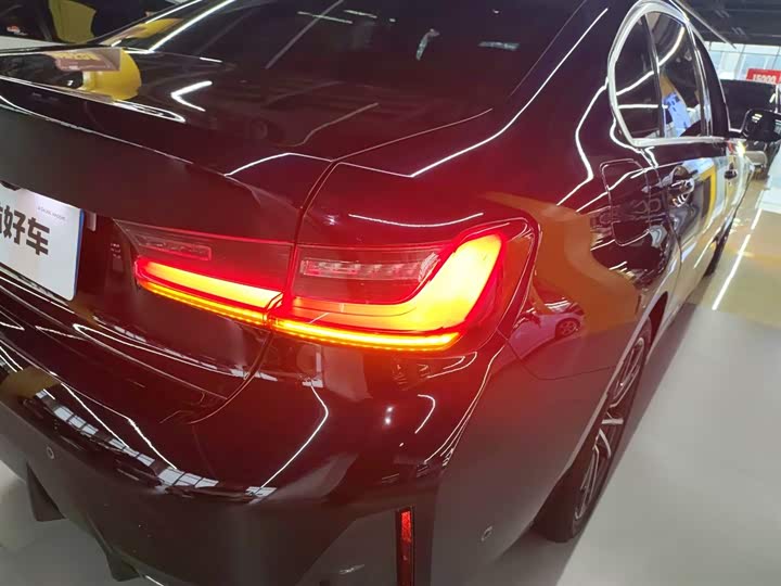 Фото 8 - BMW 3 Series