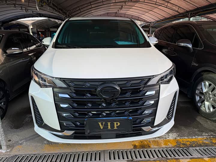 Фото 2 - GAC Trumpchi M6