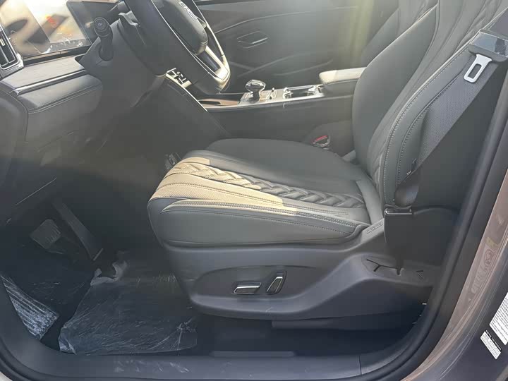 Фото 9 - BYD Song L DM-i Hybrid