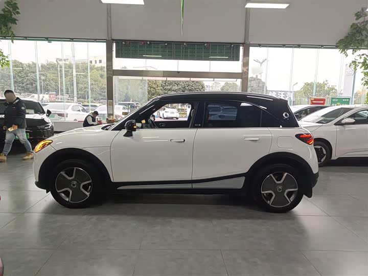 Фото 5 - Smart #1