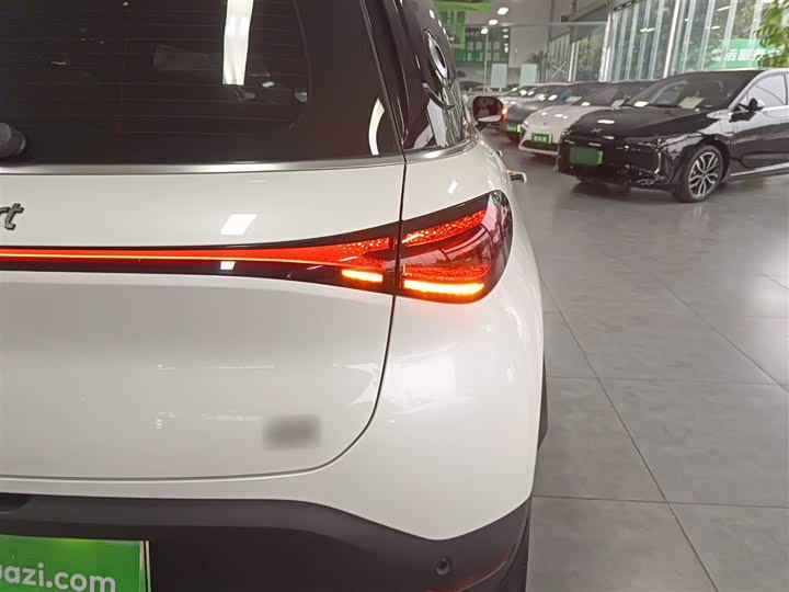 Фото 8 - Smart #1