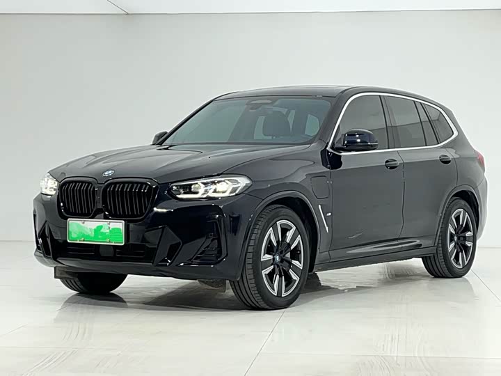 Фото 4 - BMW iX3