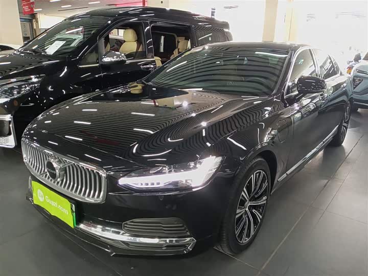 Фото 2 - Volvo S90 Hybrid