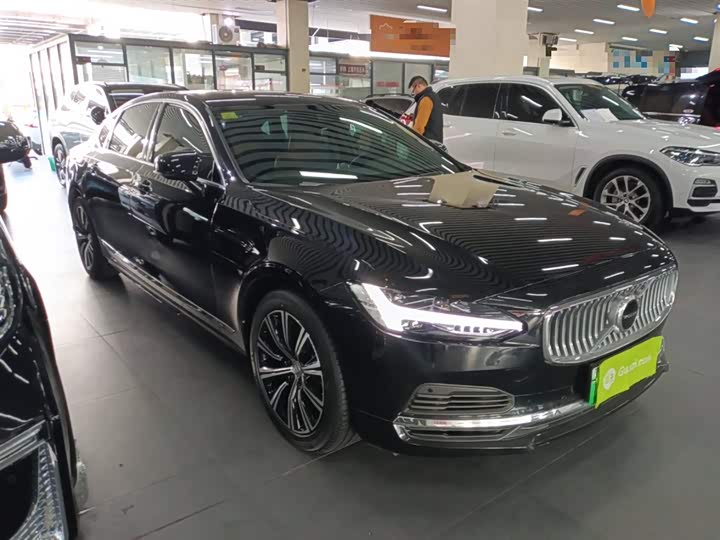 Фото 4 - Volvo S90 Hybrid