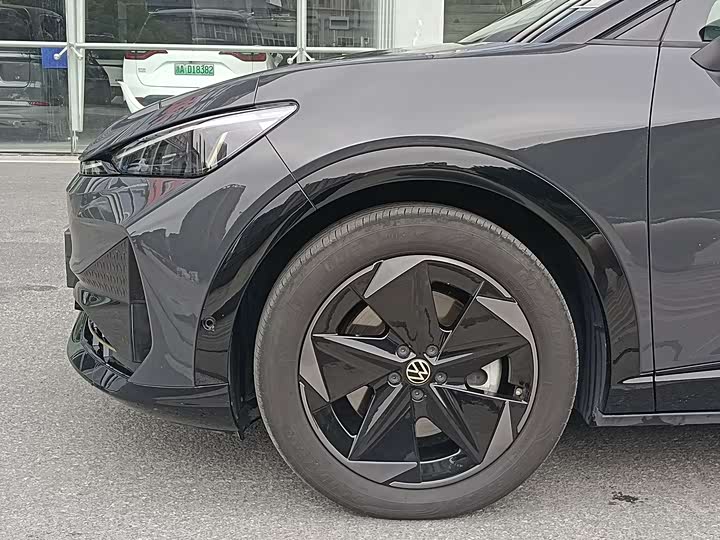 Фото 4 - Volkswagen ID.Unyx