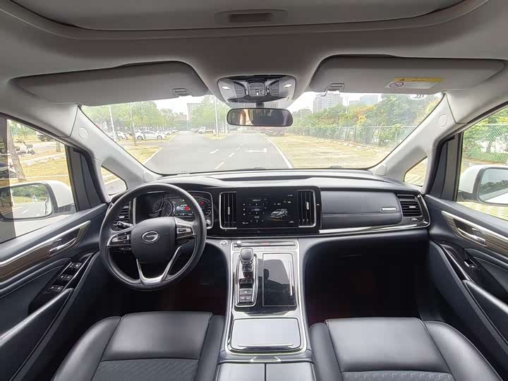 Фото 17 - GAC Trumpchi M8