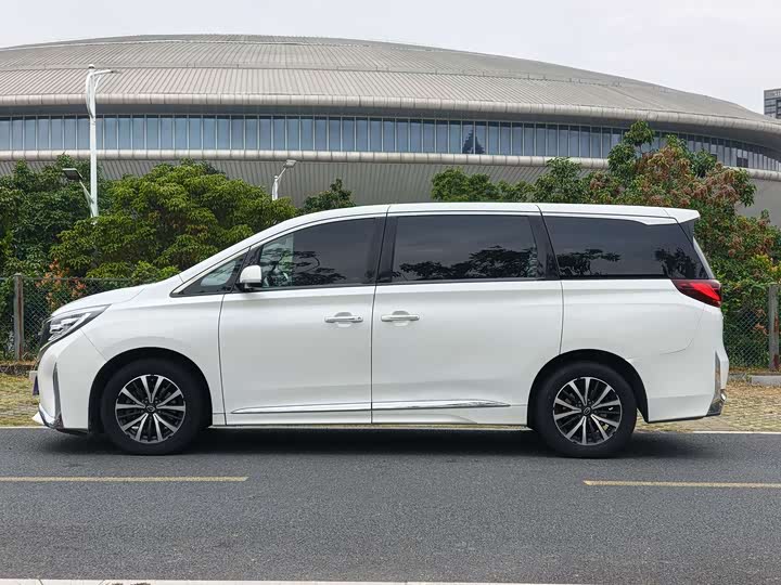 Фото 7 - GAC Trumpchi M8