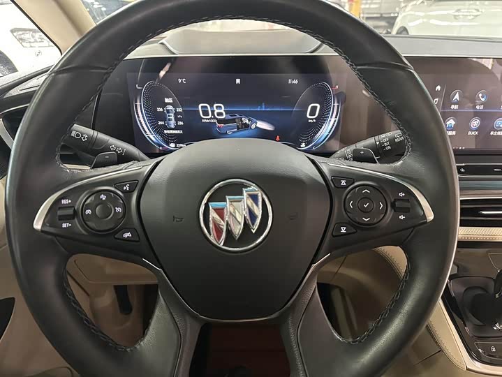 Фото 11 - Buick GL8 ES