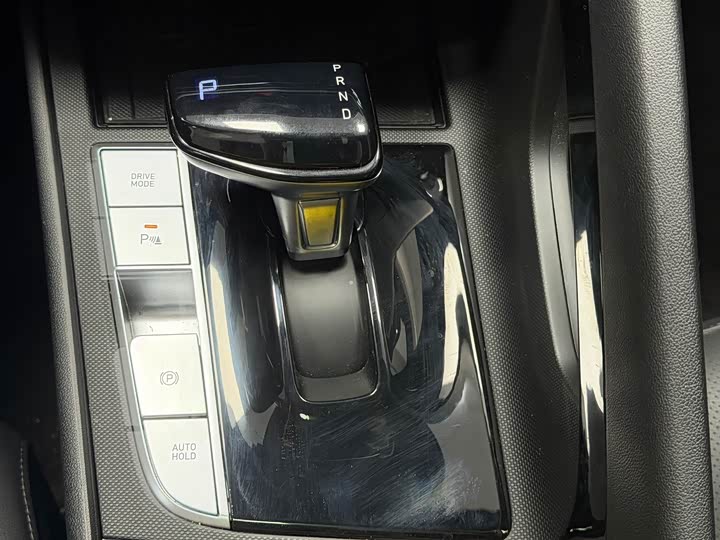 Фото 18 - Hyundai Elantra N line