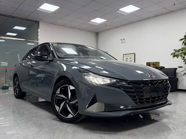 Фото 2 - Hyundai Elantra N line