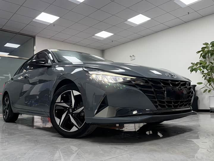 Фото 3 - Hyundai Elantra N line