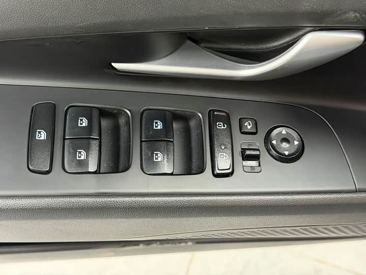 Фото 9 - Hyundai Elantra N line