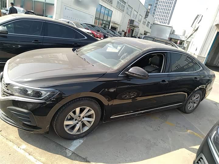 Фото 5 - Volkswagen Passat