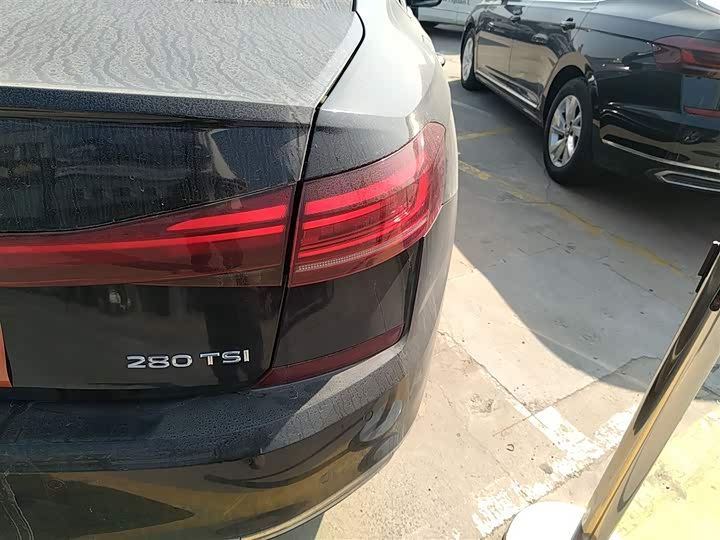 Фото 8 - Volkswagen Passat