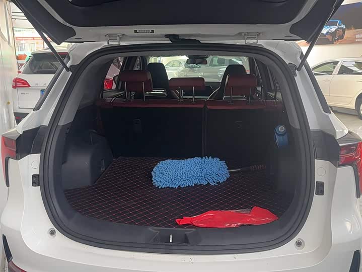 Фото 14 - Changan CS75 Plus